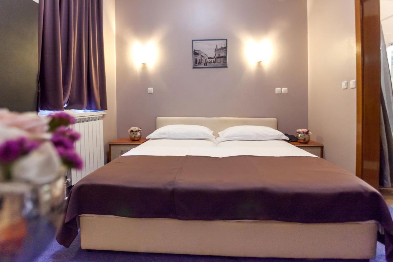 Hotel Pakrac Екстер'єр фото